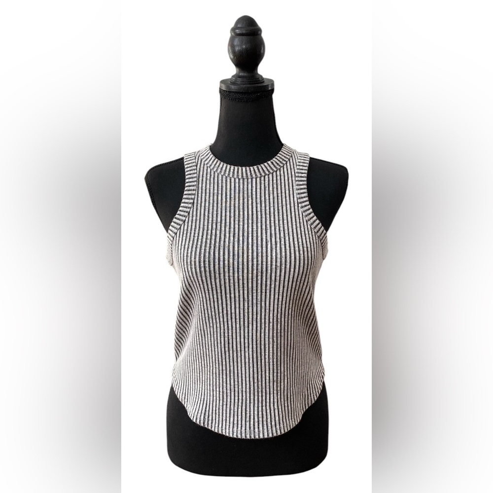 One Clothing: White Bodycon Top With Black Stripes